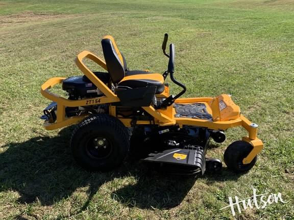 Image of Cub Cadet Ultima ZT1 equipment image 4