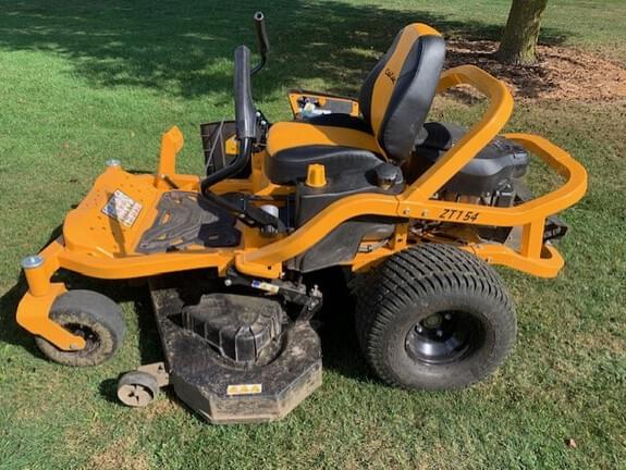 Image of Cub Cadet Ultima ZT1 equipment image 2