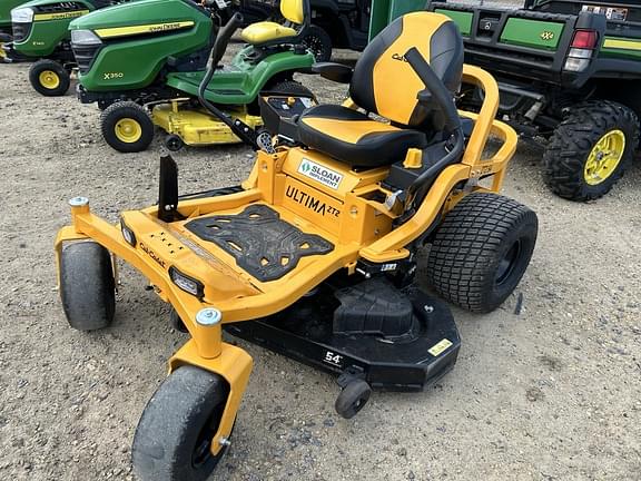 Image of Cub Cadet Ultima ZT2 Primary image