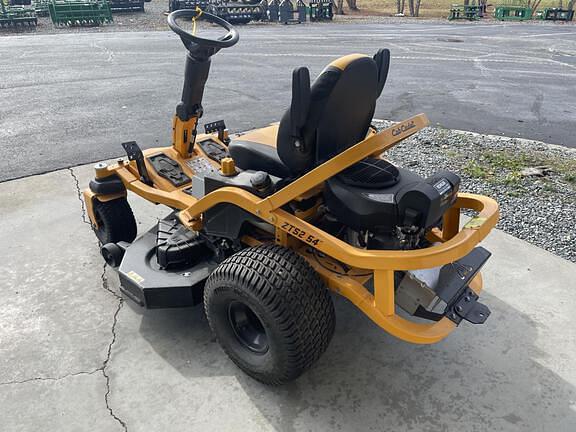 Image of Cub Cadet Ultima ZTS2 equipment image 3