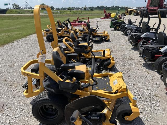 Image of Cub Cadet Ultima ZTX4 equipment image 1