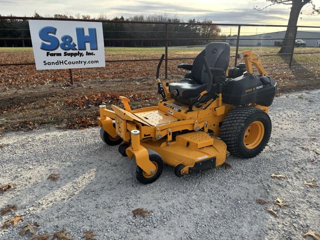 Image of Cub Cadet Pro Z 560L equipment image 1