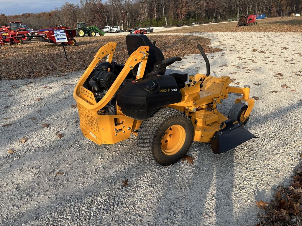 Image of Cub Cadet Pro Z 560L Image 1