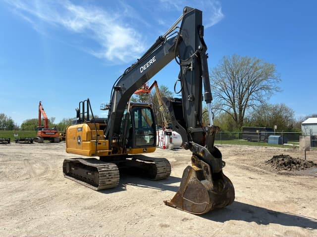 Image of John Deere 130G equipment image 3