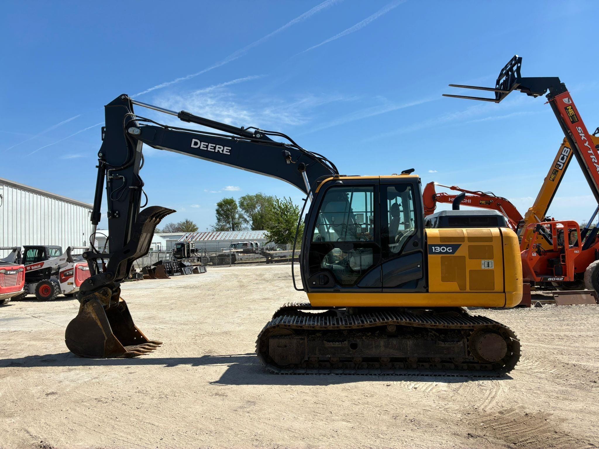 2022 John Deere 130G Equipment Image0