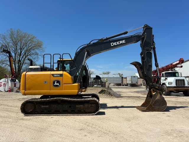 Image of John Deere 130G equipment image 4