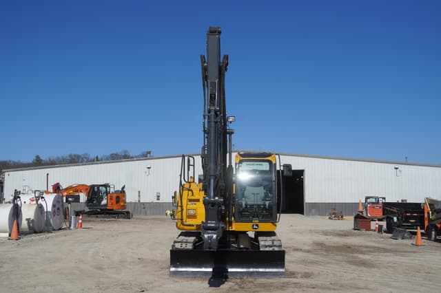 Image of John Deere 135G equipment image 3