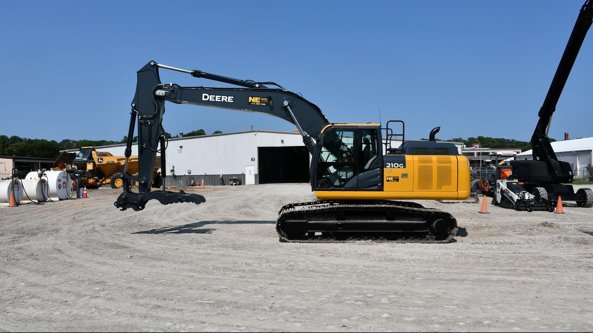 2022 John Deere 210G LC Equipment Image0