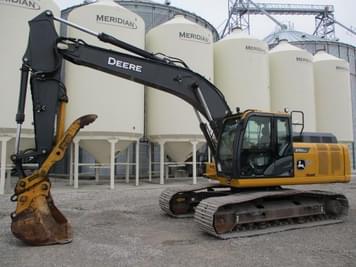 Main image John Deere 210G LC