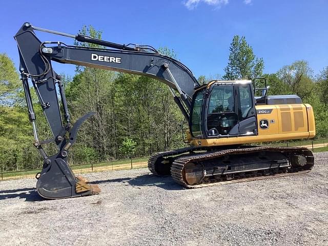 Image of John Deere 210GLC equipment image 1