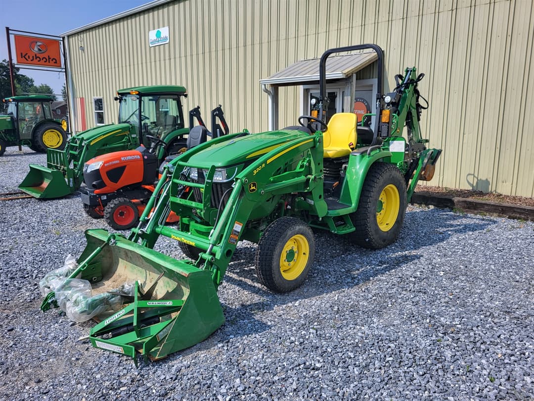 Image of John Deere 3046R Image 1