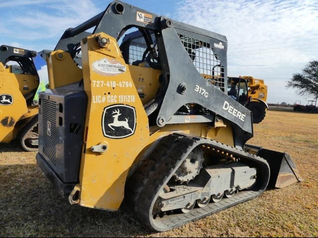 Image of John Deere 317G equipment image 3