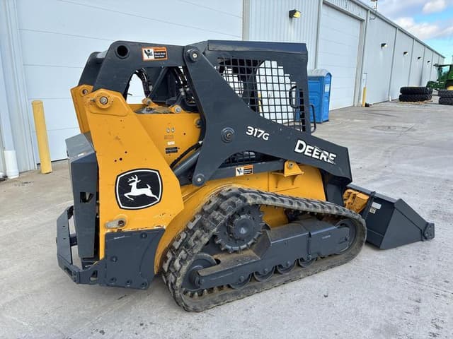 Image of John Deere 317G equipment image 3