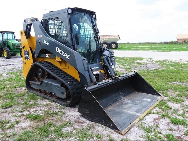 Image of John Deere 317G equipment image 2
