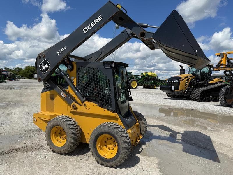 Image of John Deere 320G Primary image