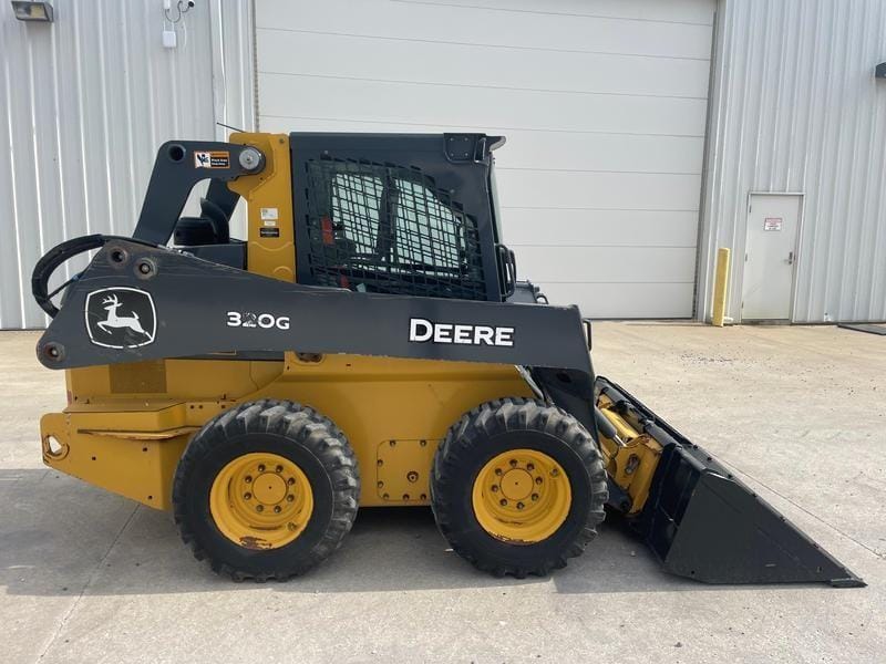 2022 John Deere 320G Equipment Image0