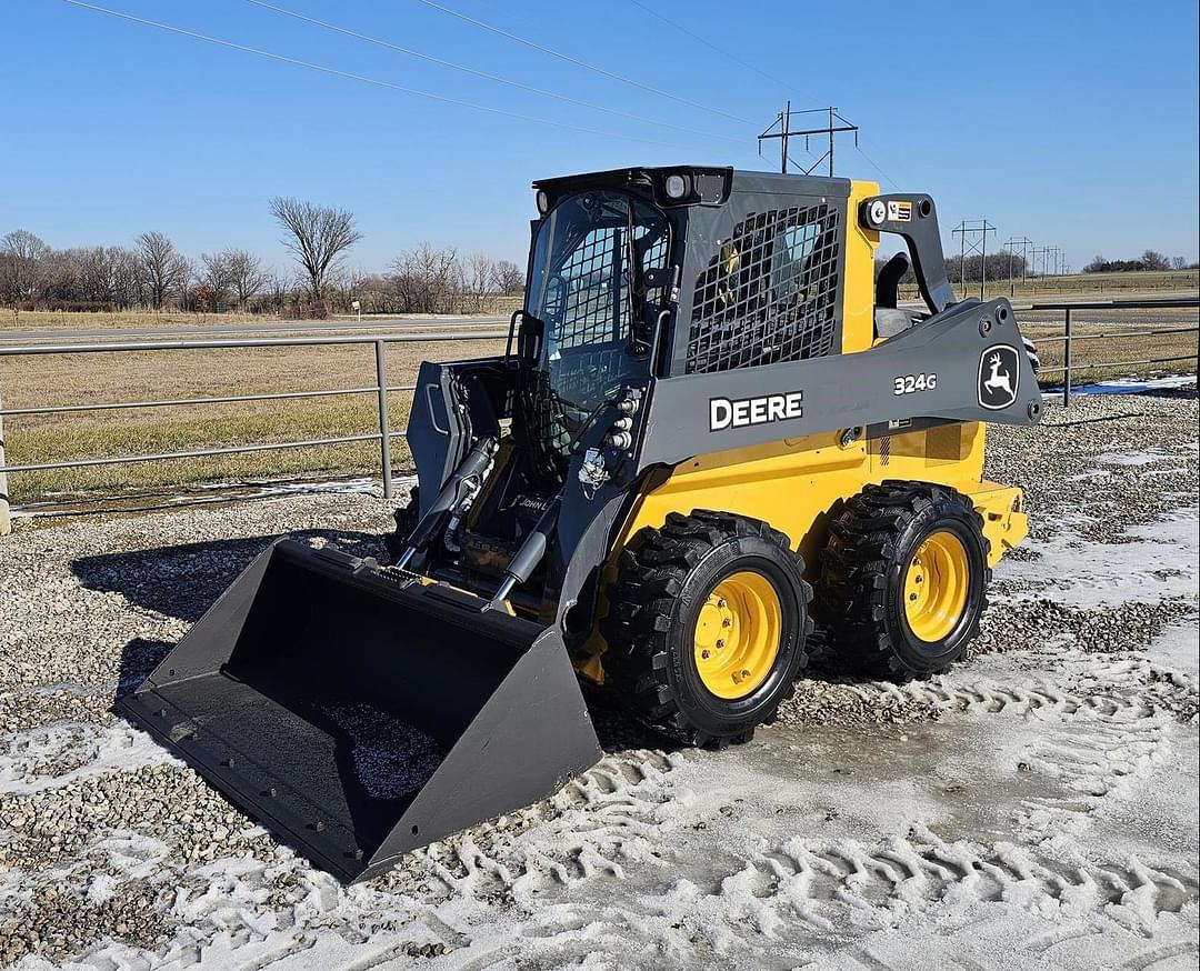 Image of John Deere 324G Primary image