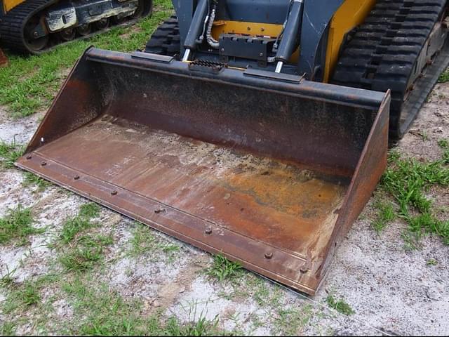 Image of John Deere 325G equipment image 1