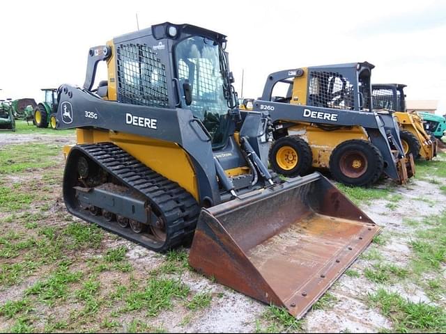Image of John Deere 325G equipment image 2