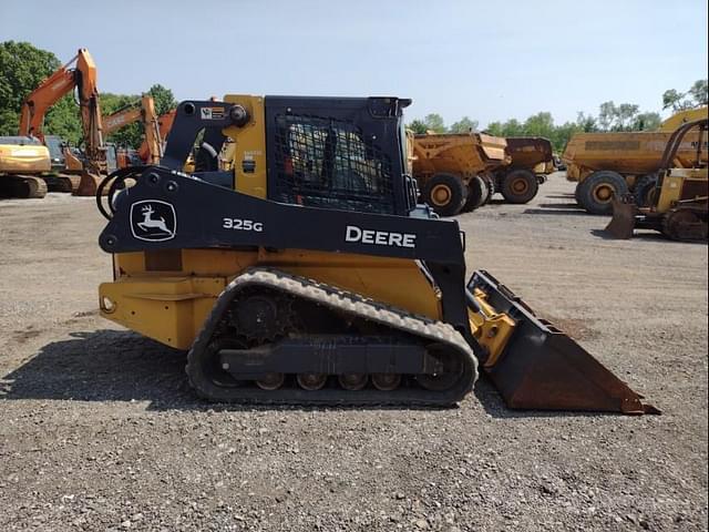 Image of John Deere 325G equipment image 2
