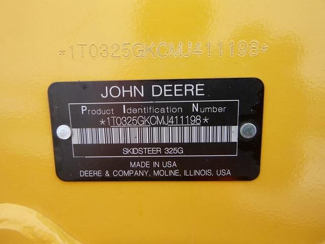 Image of John Deere 325G equipment image 4