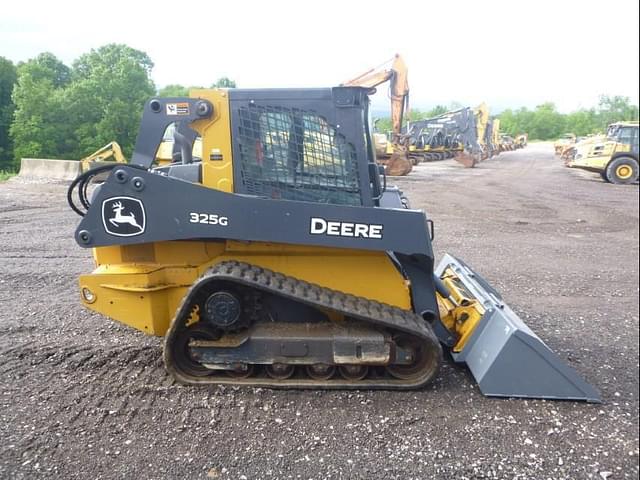 Image of John Deere 325G equipment image 2