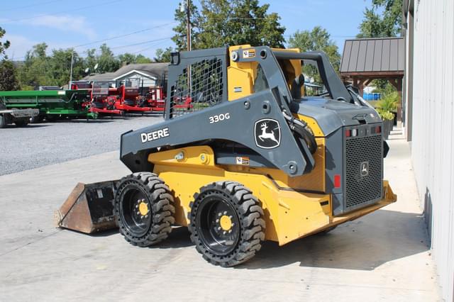 Image of John Deere 330G equipment image 4