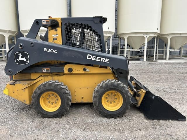 Image of John Deere 330G equipment image 3