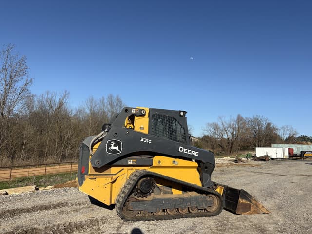 Image of John Deere 331G equipment image 4