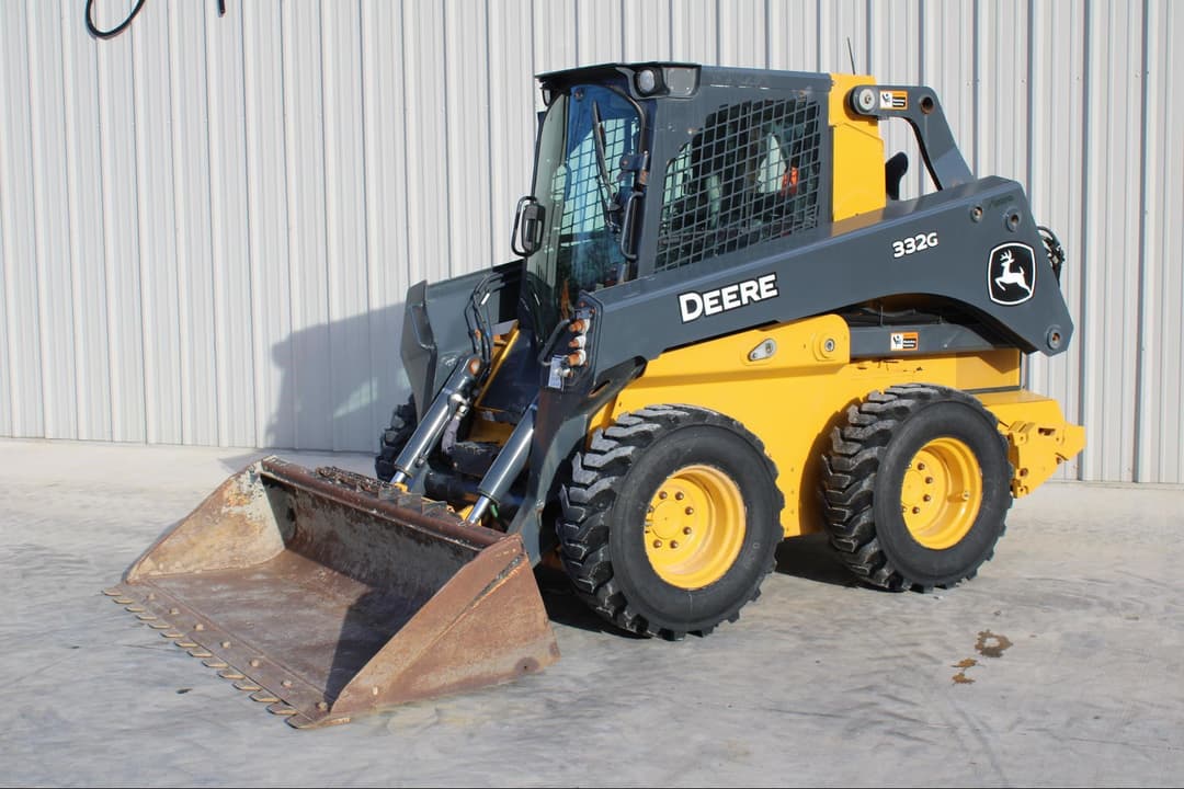 Image of John Deere 332G Primary image