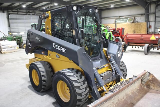 Image of John Deere 332G equipment image 3