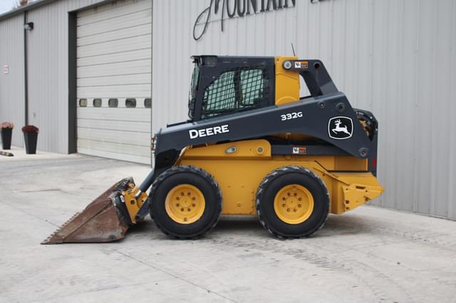 Image of John Deere 332G equipment image 2