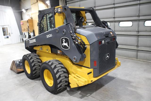 Image of John Deere 332G equipment image 1
