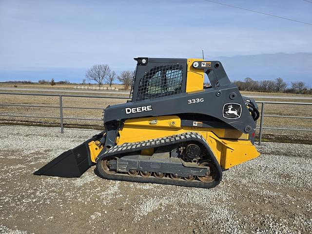 Image of John Deere 333G equipment image 2