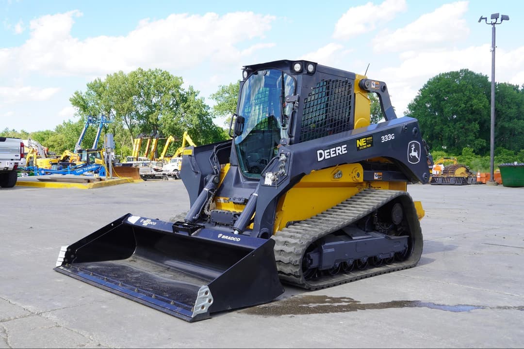 Image of John Deere 333G Primary image