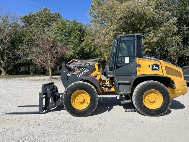 Image of John Deere 344L equipment image 2