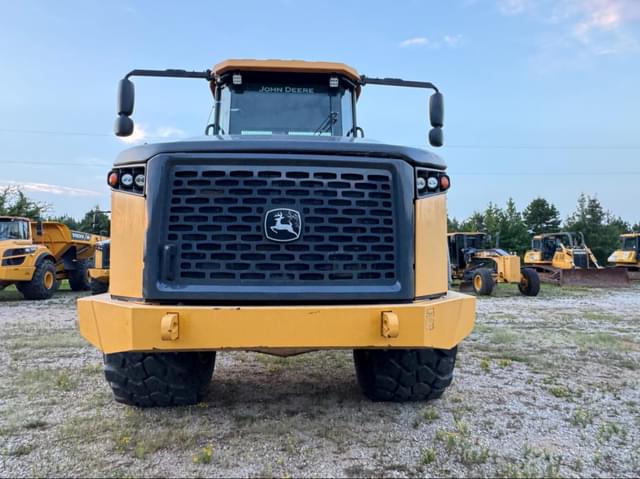 Image of John Deere 410E equipment image 1