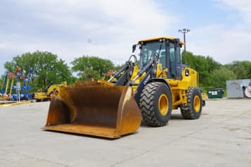 Main image John Deere 624P