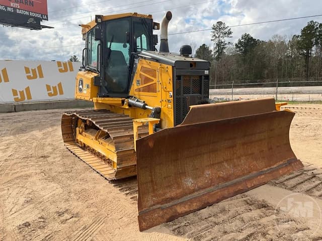 Image of John Deere 700L LGP equipment image 2