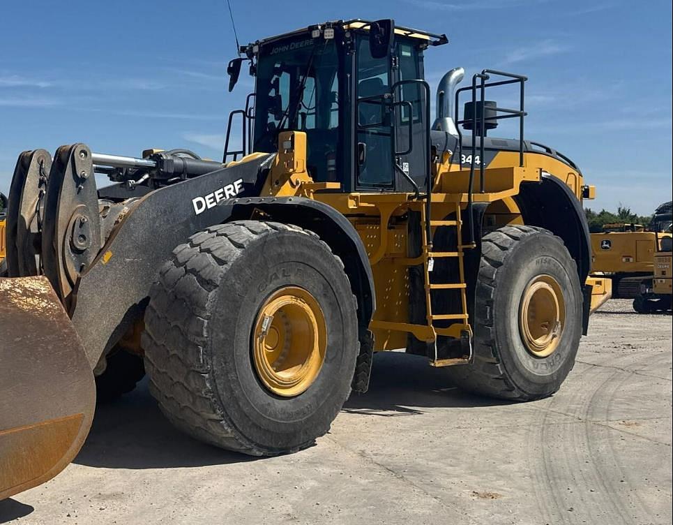 Image of John Deere 844L Primary Image