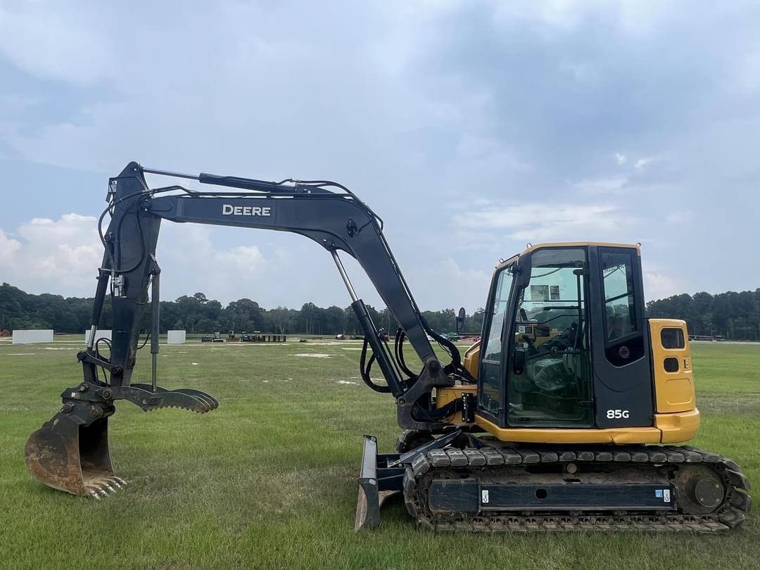 Image of John Deere 85G Primary image