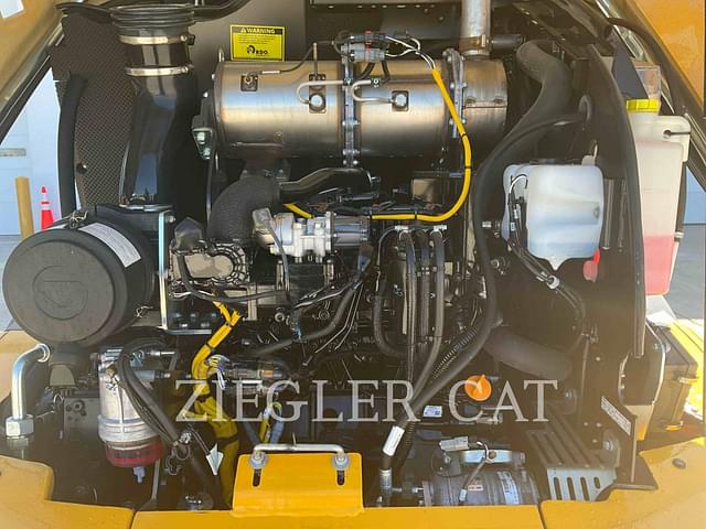 Image of John Deere 244L equipment image 1