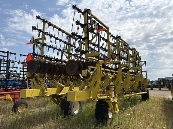 Image of Degelman Strawmaster X70 equipment image 3