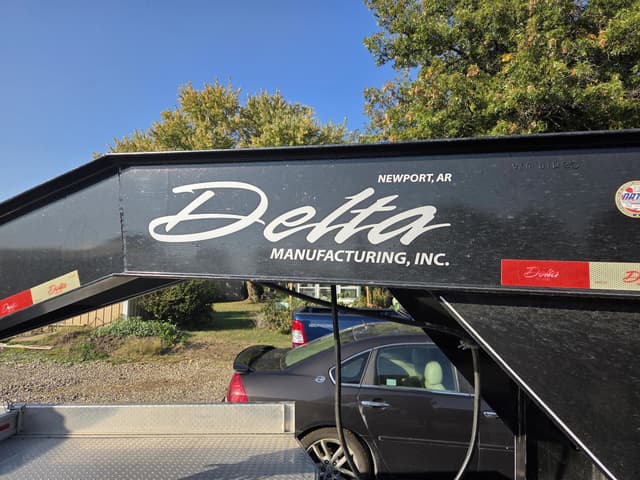 Image of Delta 210GN equipment image 4