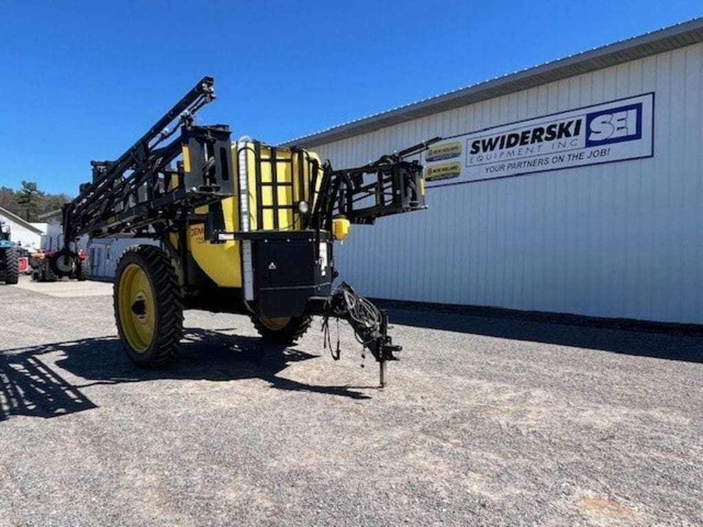 2022 Demco 1250 Equipment Image0