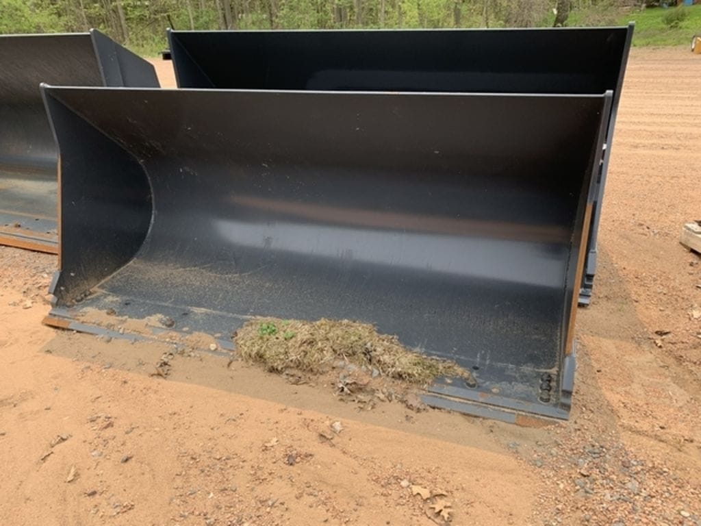 2022  Doosan Bucket Equipment Image0