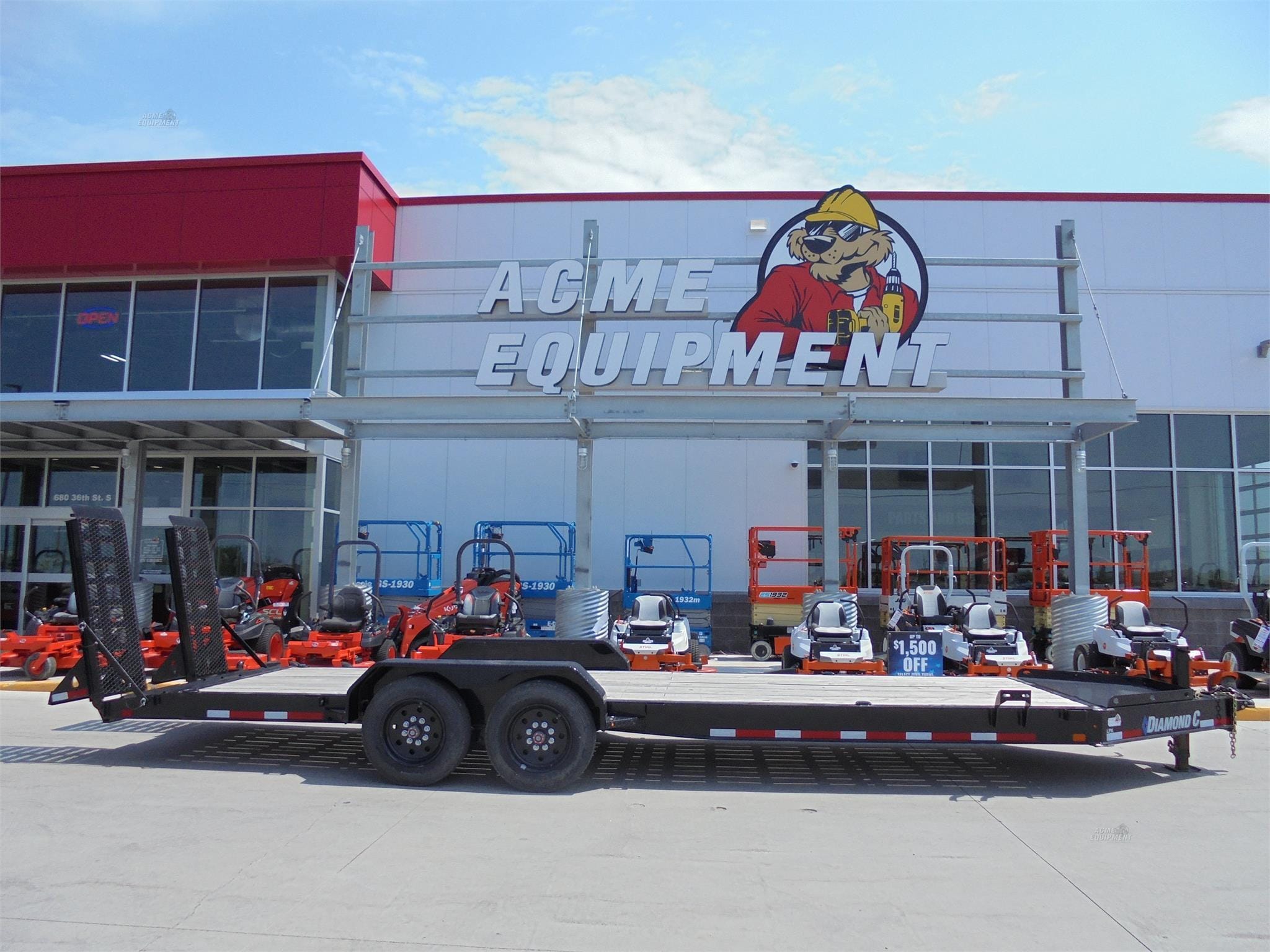 2022 Diamond C LPX Equipment Image0