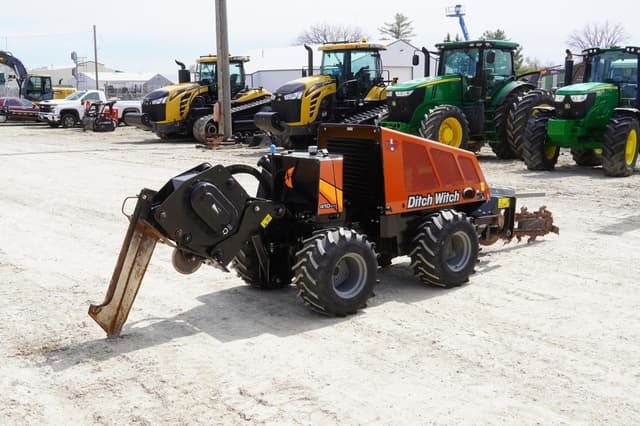 Image of Ditch Witch 410SX equipment image 1