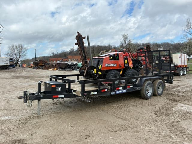Image of Ditch Witch 410SX equipment image 3