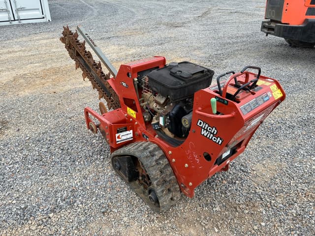 Image of Ditch Witch C16X equipment image 3